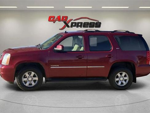 Used 2011 GMC Yukon SLT w/ SLT-2 Equipment Package image 14