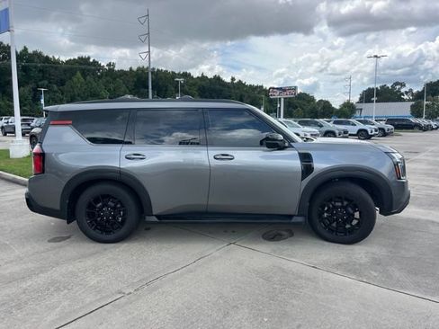 Used 2025 Nissan Armada PRO-4X w/ Pro-4X Premium Package AWD/4WD image 10