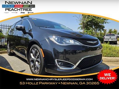 Used 2017 Chrysler Pacifica Limited