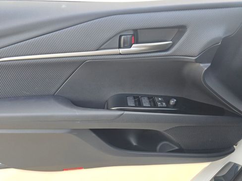Used 2026 Toyota Camry SE w/ Convenience Package FWD image 11