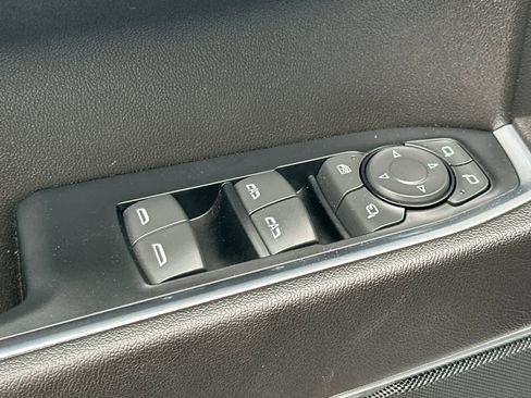 Used 2022 GMC Sierra 1500 SLT image 14