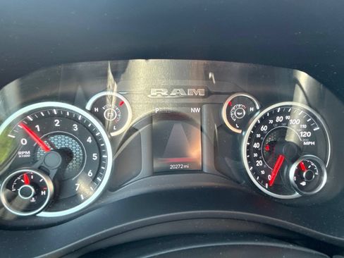 Used 2026 RAM 2500 Big Horn AWD/4WD image 22