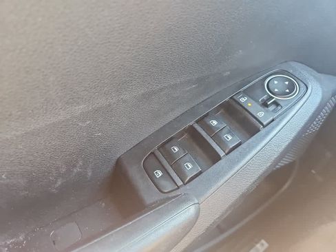 Used 2024 Kia Seltos LX AWD/4WD image 19