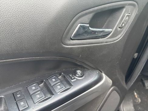 Used 2021 Chevrolet Colorado LT w/ Safety Package image 17