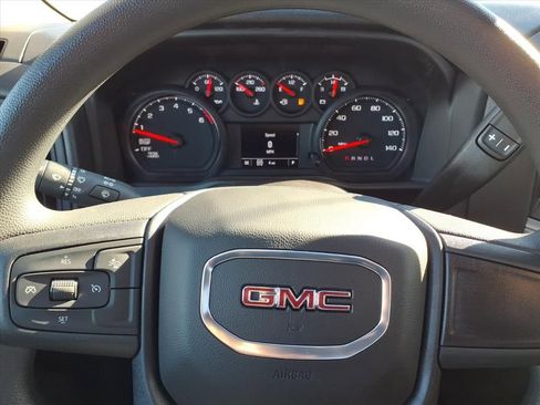 New 2026 GMC Sierra 1500 Pro w/ Convenience Package AWD/4WD image 17
