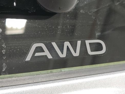 Used 2024 Honda CR-V LX image 10