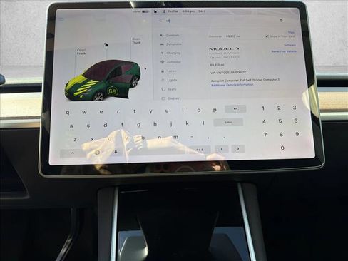 Used 2021 Tesla Model Y Long Range AWD/4WD image 18