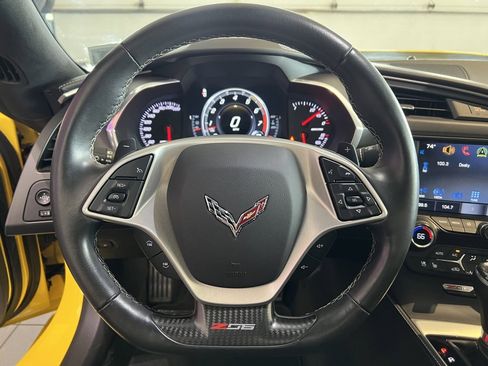 Used 2016 Chevrolet Corvette Z06 w/ 3LZ Preferred Equipment Group image 15