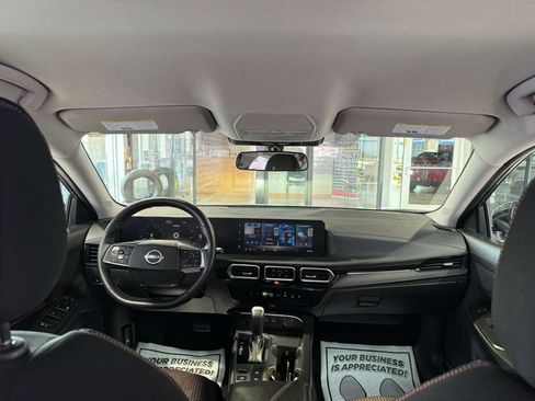 Used 2026 Nissan Sentra SR w/ Floor Mat Package FWD image 22