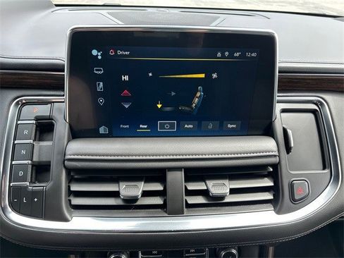 Used 2024 Chevrolet Suburban High Country image 25