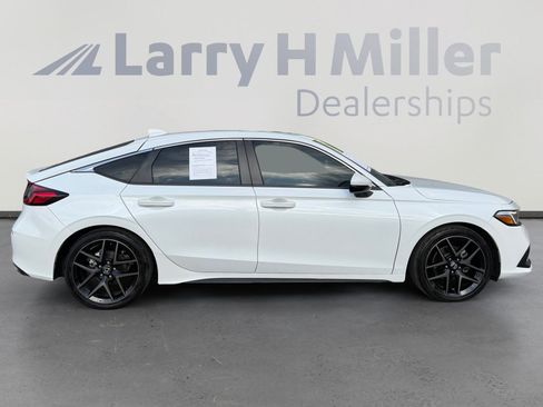 Used 2023 Honda Civic Sport Touring image 6