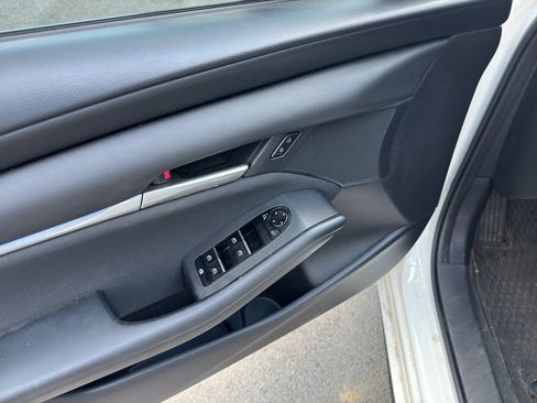Used 2026 MAZDA MAZDA3 s FWD image 10
