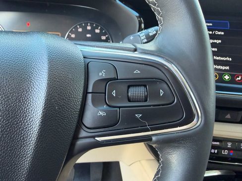 Used 2023 Buick Envision Preferred image 25