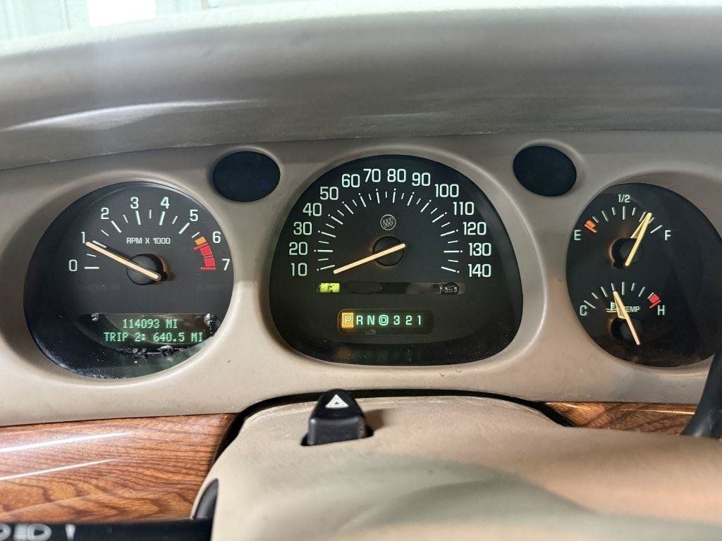 Used 2000 Buick Le Sabre Custom w/ Prestige Opt Pkg FWD image 18