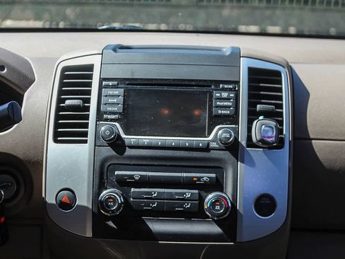 Used 2017 Nissan Frontier SV RWD image 18