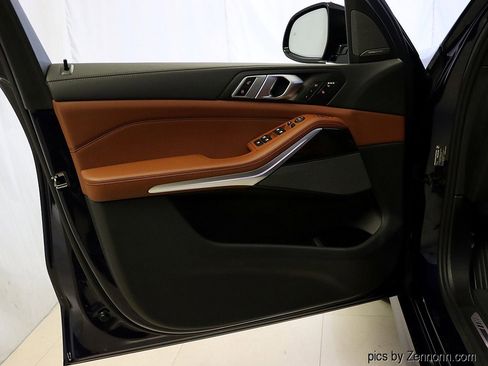 Certified 2025 BMW X5 xDrive40i w/ Executive Package image 28