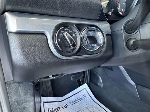 Used 2019 Porsche 718 Cayman image 17