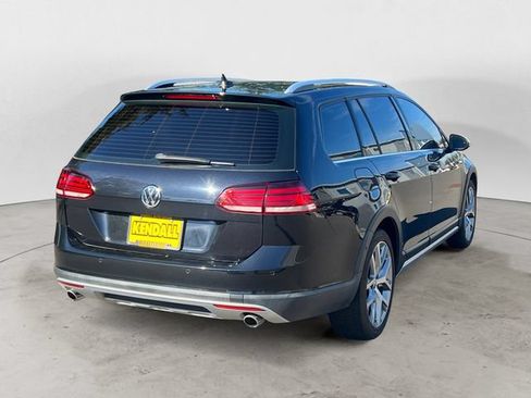 Used 2019 Volkswagen Golf Alltrack SE AWD/4WD image 5