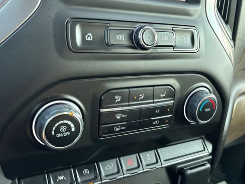 Certified 2024 Chevrolet Silverado 1500 Custom w/ Turbomax Blackout Package AWD/4WD image 18