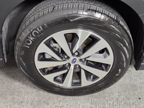 Certified 2023 Subaru Outback Premium AWD/4WD image 10