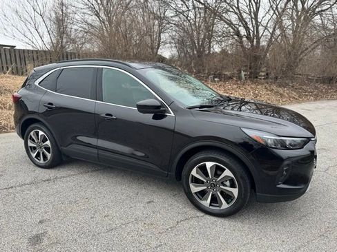Used 2024 Ford Escape Platinum AWD/4WD image 4