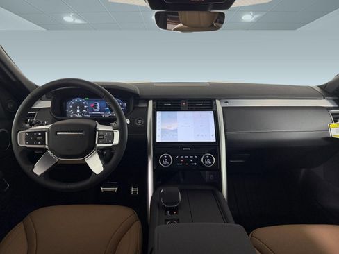 New 2026 Land Rover Discovery Dynamic SE AWD/4WD image 14
