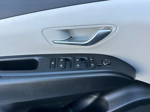 Used 2023 Hyundai Tucson SEL image 12