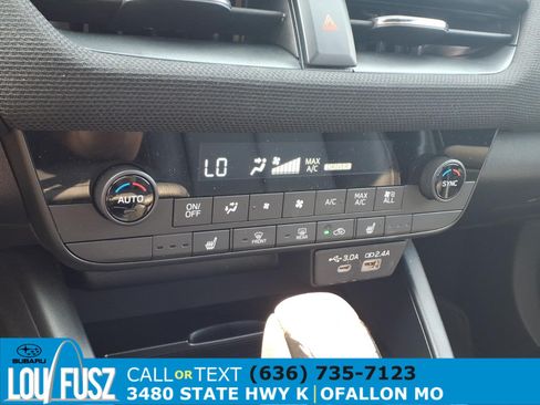 Used 2026 Subaru Outback Limited AWD/4WD image 14