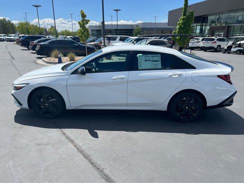 New 2026 Hyundai Elantra Sport FWD image 12