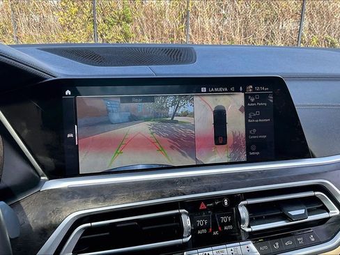 Used 2021 BMW X5 M50i image 30