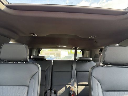 Used 2024 GMC Yukon Denali w/ Denali Reserve Package AWD/4WD image 49