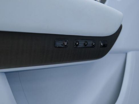 Used 2026 Rolls-Royce Cullinan AWD/4WD image 62