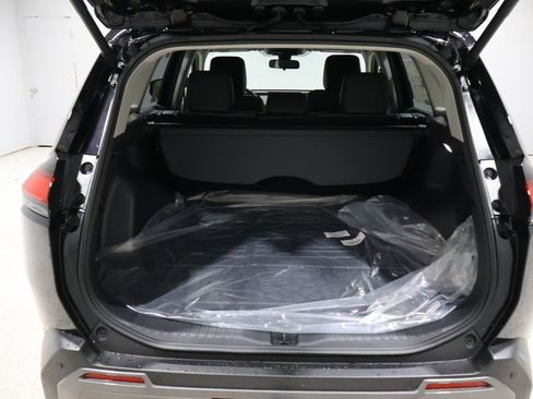 New 2026 Toyota RAV4 FWD image 12