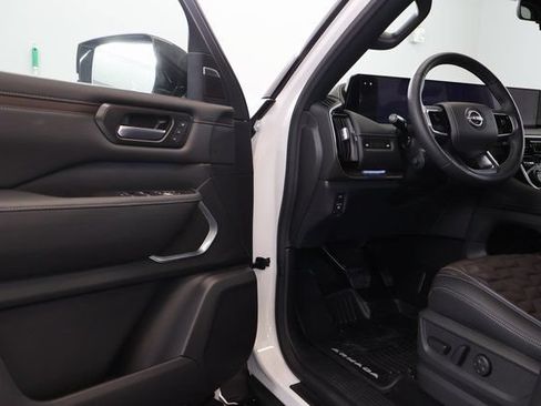 New 2026 Nissan Armada Platinum AWD/4WD image 9