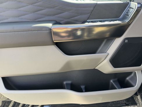 New 2026 Ford F250 Platinum w/ Platinum Plus Package image 15