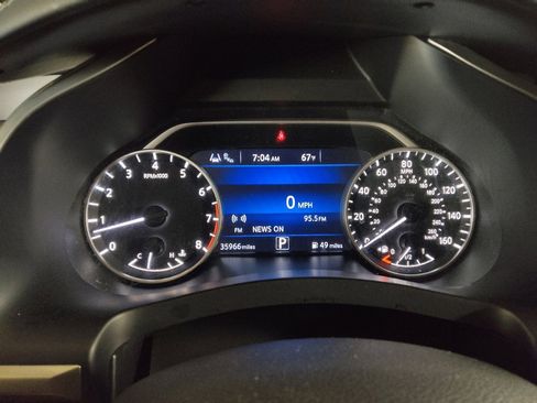 Used 2020 Nissan Murano SV FWD image 23