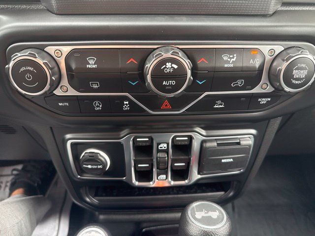 Certified 2022 Jeep Wrangler Unlimited Sport AWD/4WD image 18
