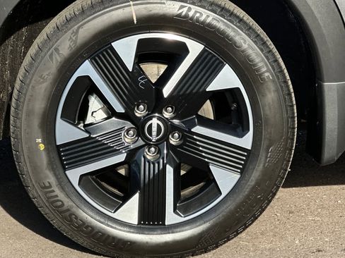 New 2026 Nissan Kicks SV image 24