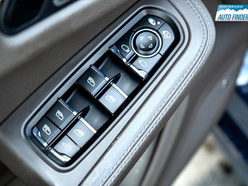 Used 2015 Porsche Macan Turbo image 10