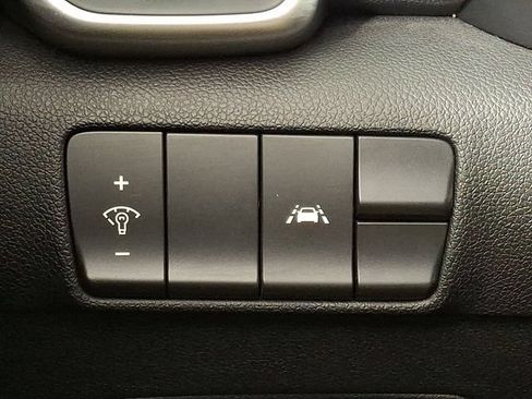 Used 2021 Kia Sportage LX AWD/4WD image 24