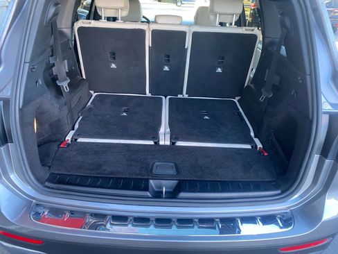 Used 2021 Mercedes-Benz GLB 250 4MATIC image 25