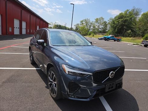 Used 2025 Volvo XC60 B5 Plus w/ Protection Package Premier AWD/4WD image 1