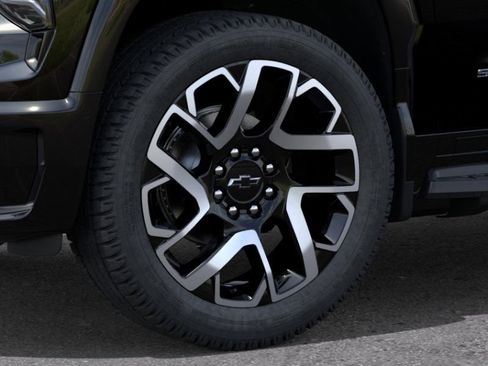 New 2025 Chevrolet Silverado EV RST AWD/4WD image 10