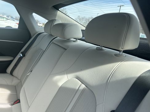 Used 2023 Hyundai Sonata SEL FWD image 15