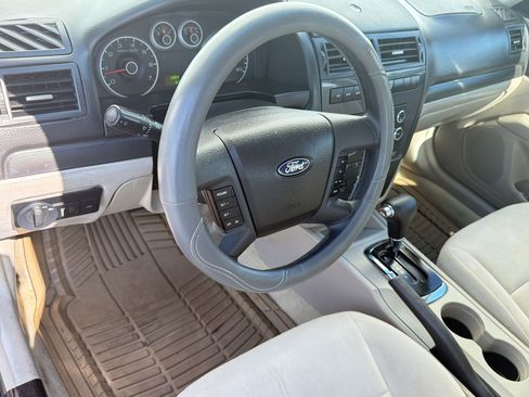 Used 2008 Ford Fusion SE FWD image 4
