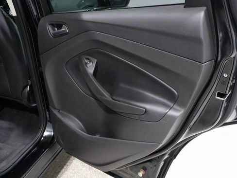 Used 2017 Ford Escape SE image 22