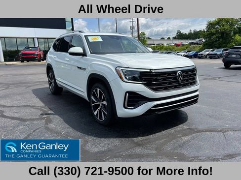 Used 2024 Volkswagen Atlas SEL Premium R-Line AWD/4WD image 5
