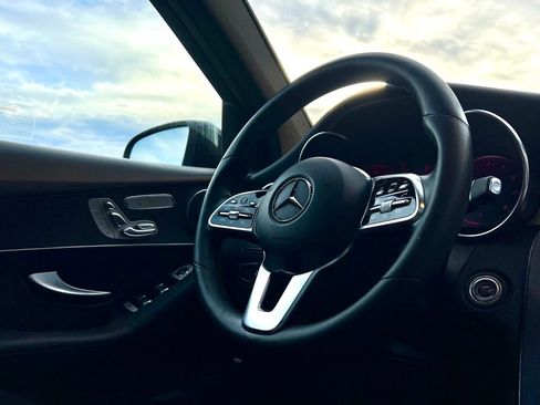 Certified 2022 Mercedes-Benz GLC 300 GLC 300 image 18