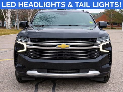 Used 2024 Chevrolet Suburban LT image 8