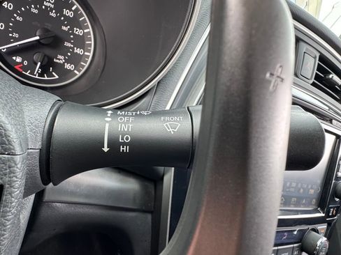 Used 2017 Nissan Maxima SR w/ Midnight Edition image 8